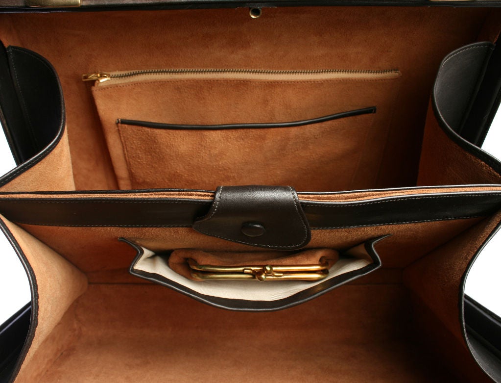 Women's 1960's  Brown Leather Power Handbag