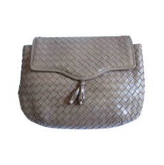 Retro BOTTEGA VENETA taupe clutch with tassels