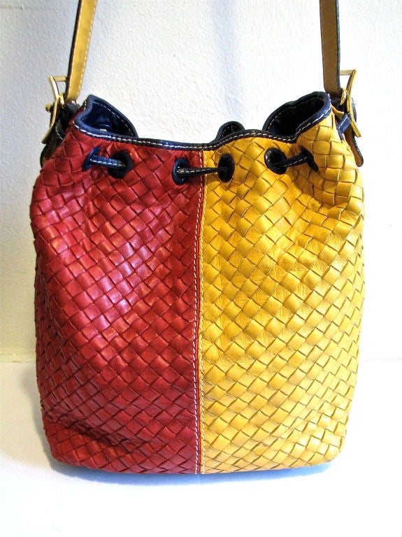Bottega Veneta woven leather bucket bag 3