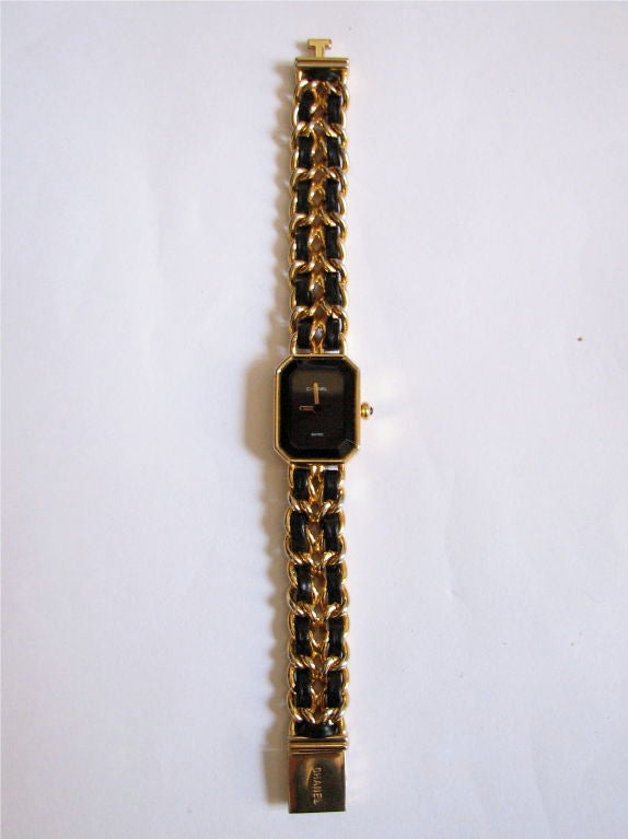 CHANEL 1987 watch with chain and leather band
