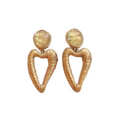 BALENCIAGA gilt heart earrings with reticulated quartz