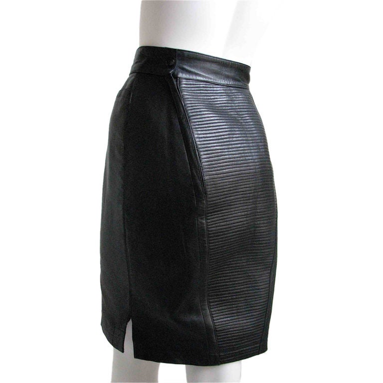 AZZEDINE ALAIA black leather 'seamed' skirt