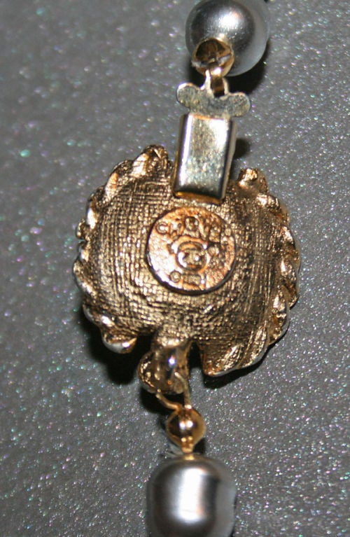 CHANEL Vtg '81 Faux Pearl Long Silver Necklace Sautoir 1