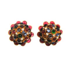 CHANEL 1980s Gripoix Domed Filigree Clip Earrings