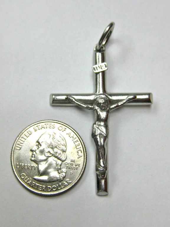 Women's 1950's platinum crucifix