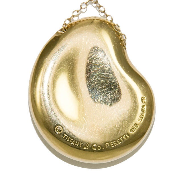 Elsa Peretti for Tiffany & Company Large 18K Bean Pendant