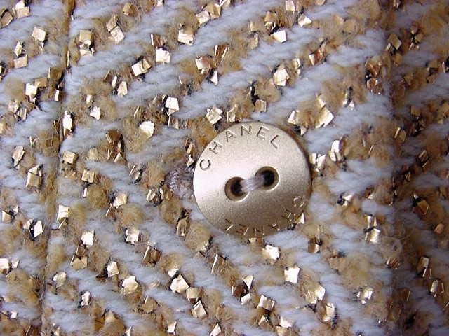 CHANEL 00A Jacket w/ scarf smashing gold accent