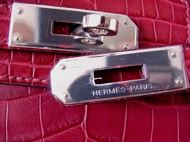 Utterly exquisite, breath taking, show stopping, 2die4, Matte Crocodile HERMES Birkin. <br />
Classic ROUGE H is a sophisticated colour and superb in this marvelous day to evening size. <br />
Quite simply the ultimate - and utterly neutral.  <br