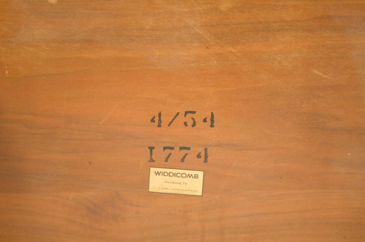 Side Table designed by T.H. Robsjohn Gibbings for Widdicom circa 1950s. Constructed of mahogany wood. 

*Matching Coffee Table Bench Available.