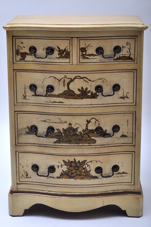 PAIR OF PETITE CHESTS OF DRAWERS