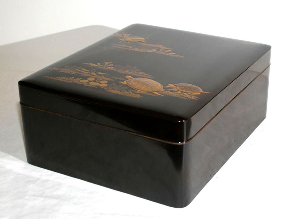 AN EDO MEIJI PERIOD LACQUER DOCUMENT BOX. JAPAN, CIRCA 1890