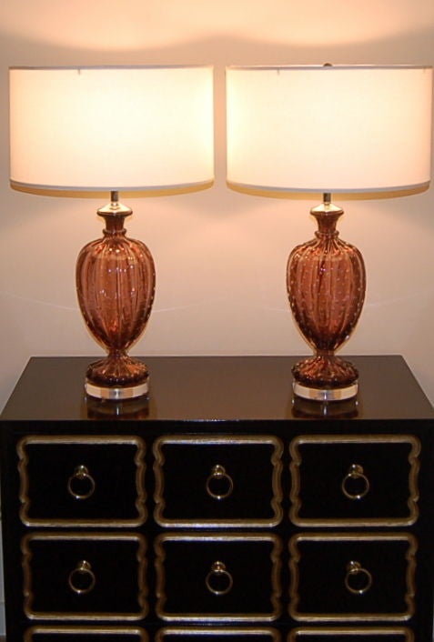 Seguso Classic Murano Lamps in Claret on Acryllic 5