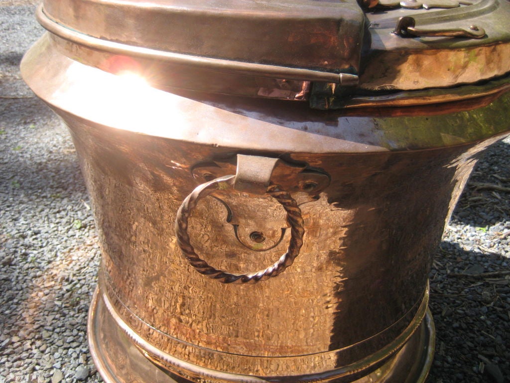Large Handmade English Raj copper pot (#2 right) For Sale 2