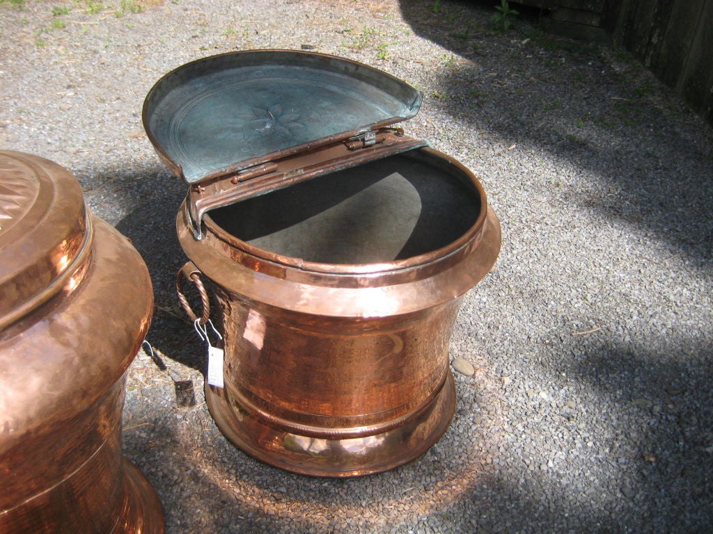 Large Handmade English Raj copper pot (#2 right) For Sale 5