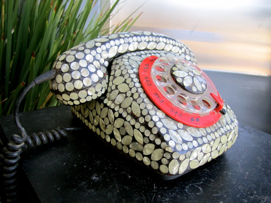 Shell Inlaid Rotary Telephone 3
