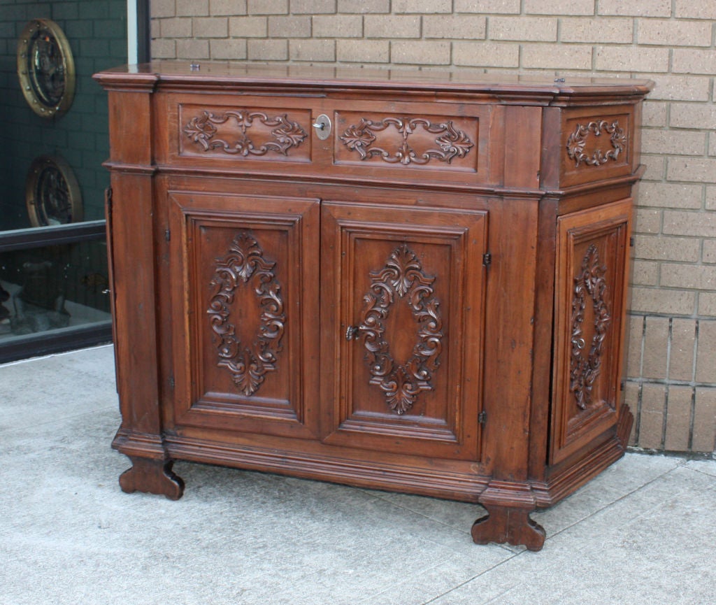 A nice Northern Italian credenza in fruitwood. This piece has been remounted. LDD0008755/10.