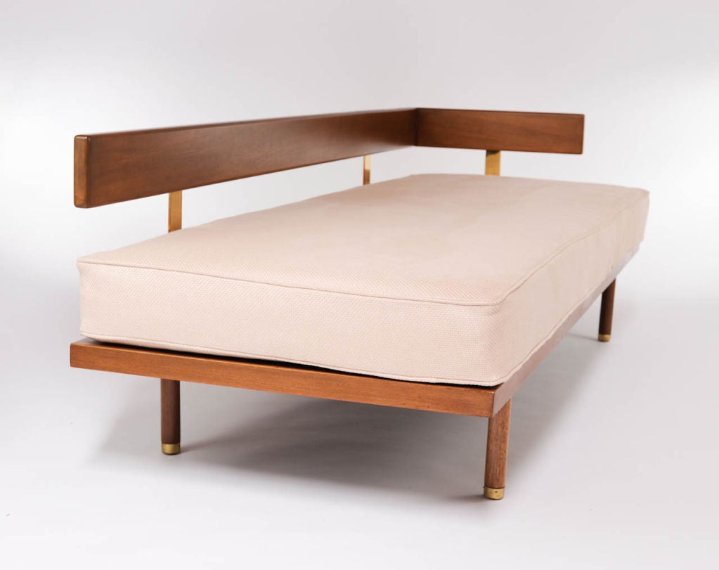 punee bed for sale