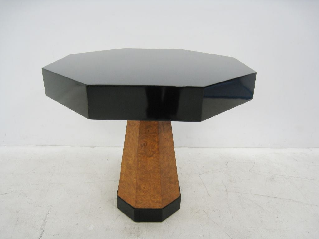 Moderne Octagonal Center Table