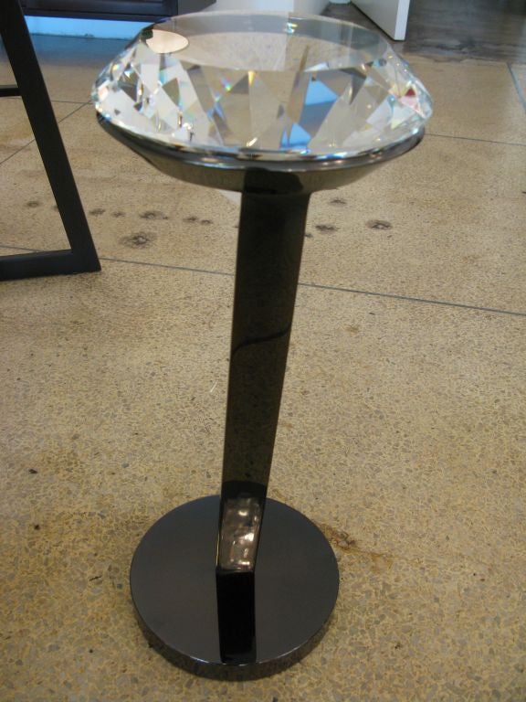 Carbon Accent Table in Black Nickel In Excellent Condition For Sale In Los Angeles, CA