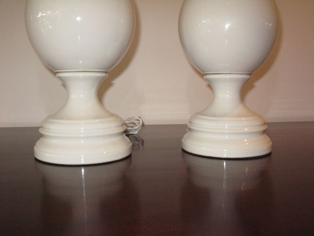Pair of Blanc de Chine Lamps 3