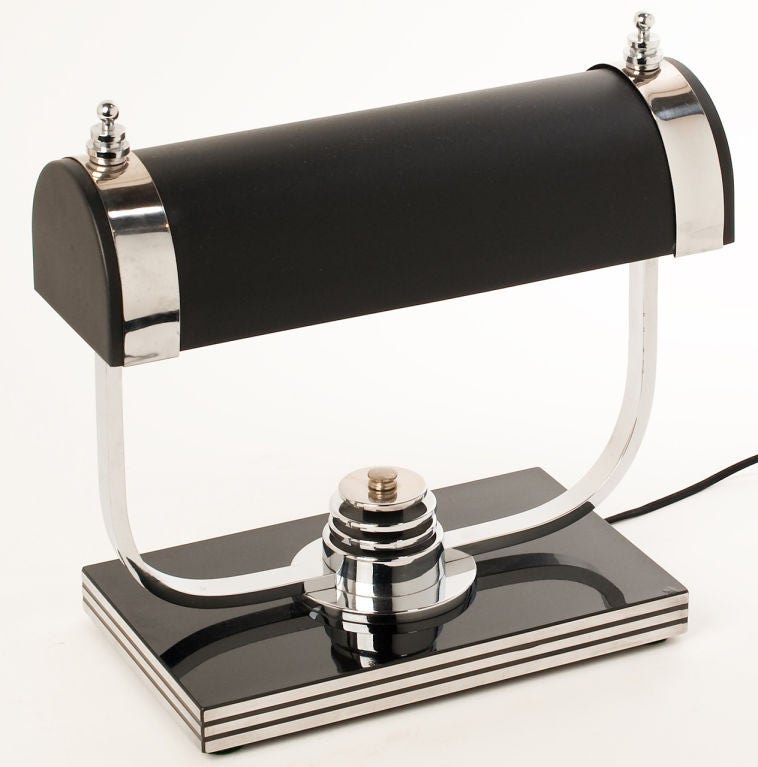1930s Art deco desk lamp made by the Markel Company of Buffalo, New York.