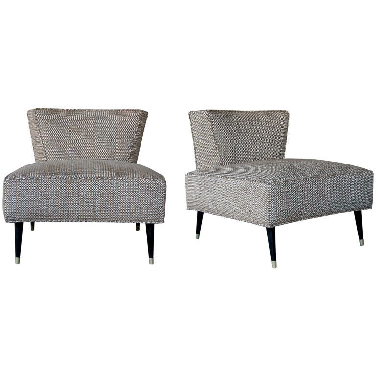 A Stylish Pair of American Mid-Century Wedge-Back Chairs
