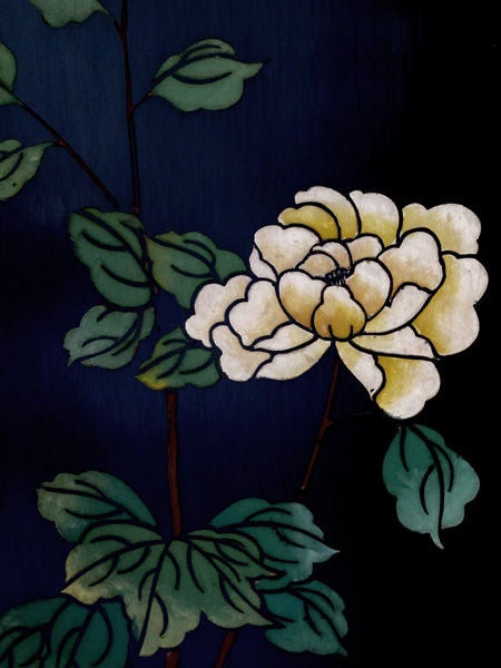 A Chic American Art Deco Lacquered Screen Depicting a Soaring Flock of Birds 3