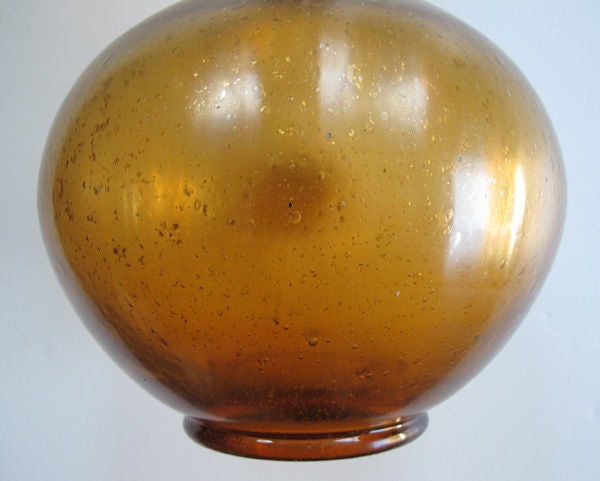 A Large Chinese Qianlong Style Amber-Colored Peking Glass Vase 1