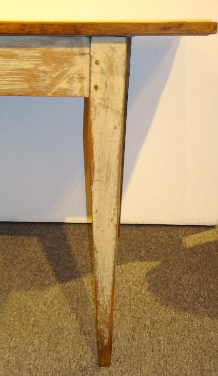 19THC ORIGINAL BUTTERMILK PAINTED TAPER LEG  FARM TABLE