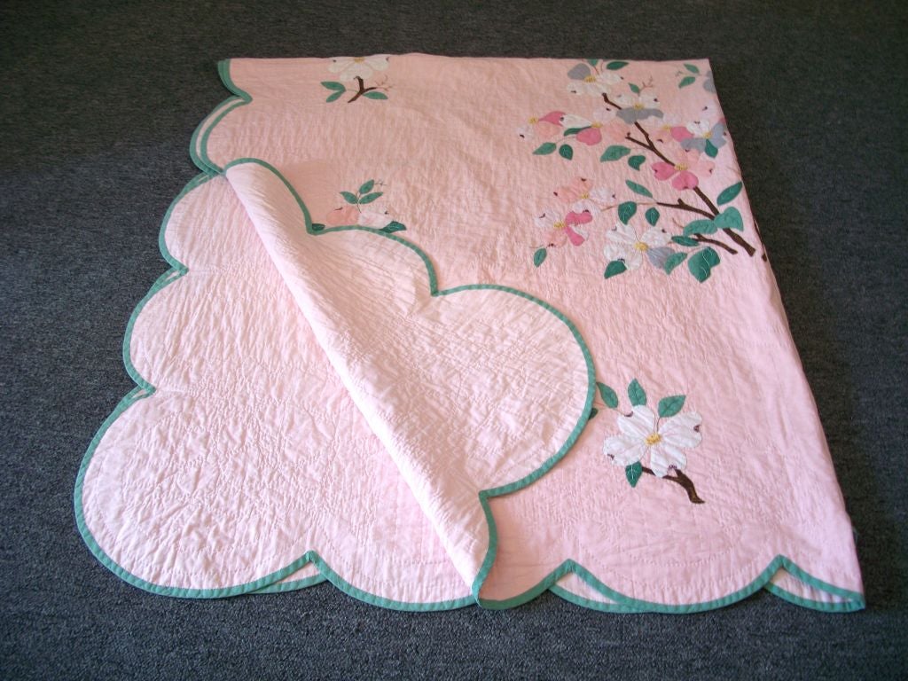 Mid-20th Century 20TH C. PASTEL DOGWOOD FLORAL APPLIQUE QUILT
