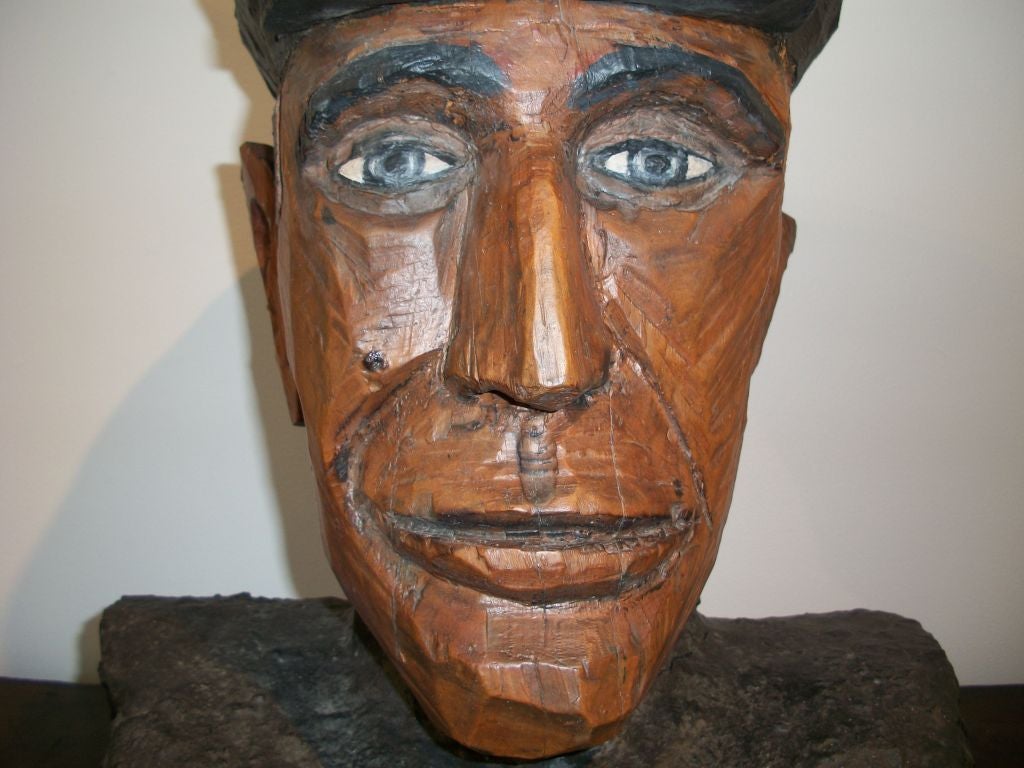 EARLY 20THC HAND CARVED AND PAINTED SEA CAPTAIN