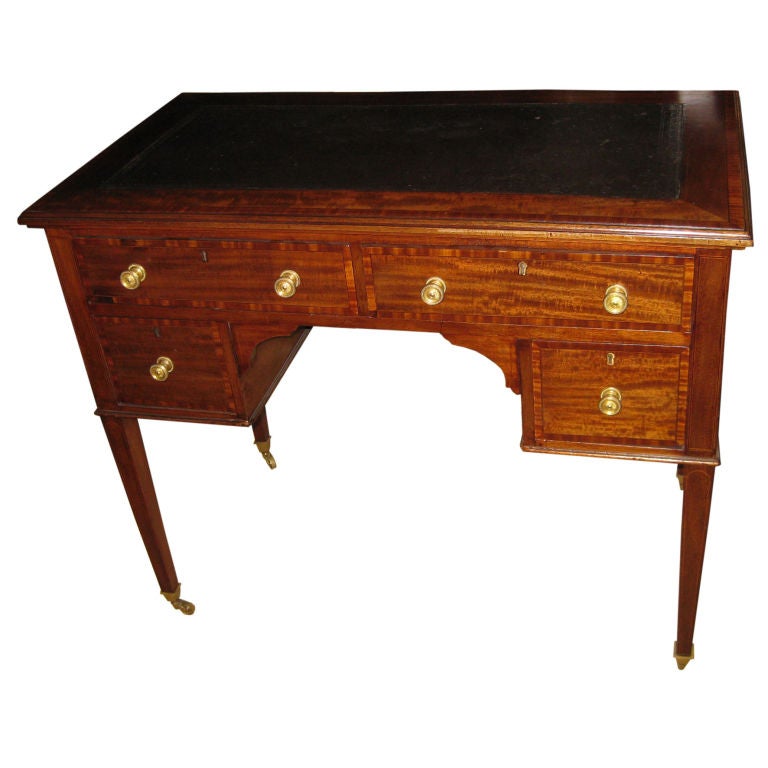 Small English Desk With Leather Top For Sale