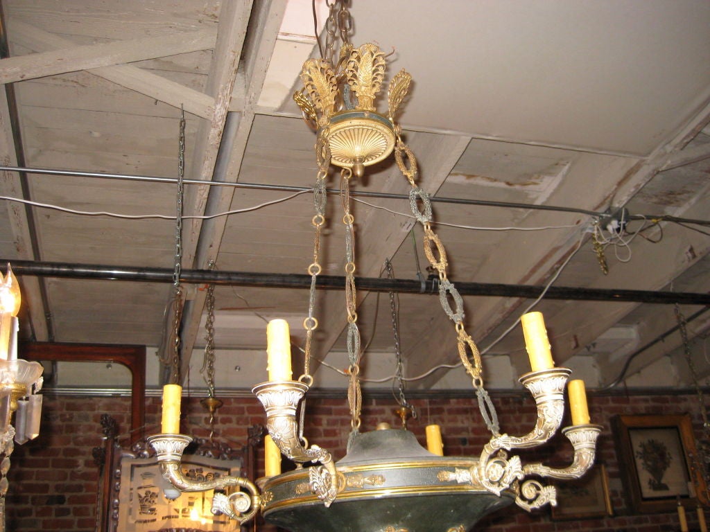 20th Century Empire Style Chandelier in Bronze and Tole For Sale