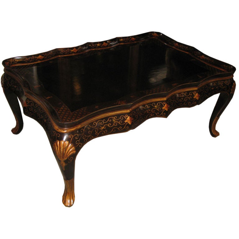 Classic Chinoiserie decorated Asian Style Coffee Table For Sale