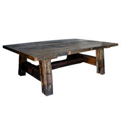 Großer Esstisch aus Altholz
