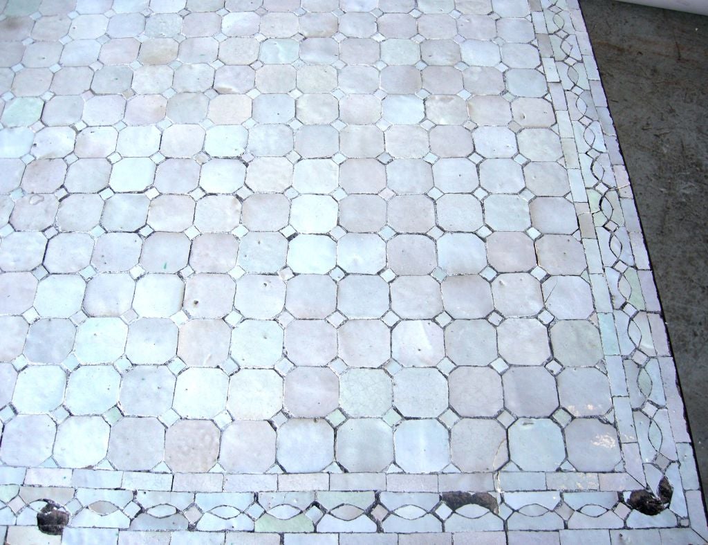 Large Tiled Moroccan Table 4