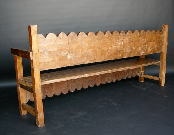 Great looking rustic bench with scalloped back and front apron.
One wide plank seat and one wide plank back.
FOR OUR COMPLETE INVENTORY PLEASE GO TO www.dosgallos.com
