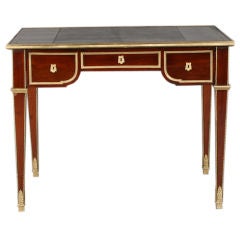 Elegant Louis XVI-Style Bronze-Mounted Bureauplat Desk