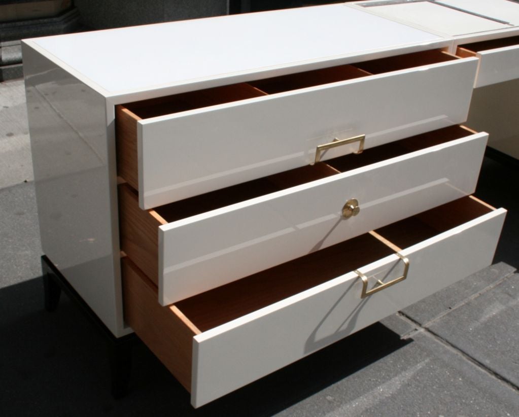 Mid-20th Century Pair of White Lacquered Chests by Tommi Parzinger