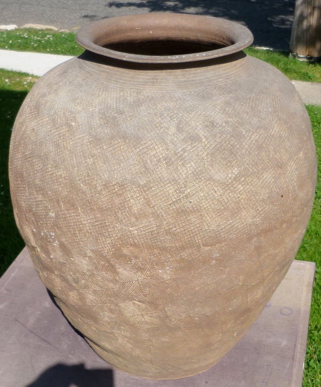 A Large Scale Chinese Pottery Jar 2