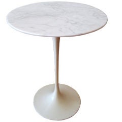 Saarinen Marble Side Table for Knoll