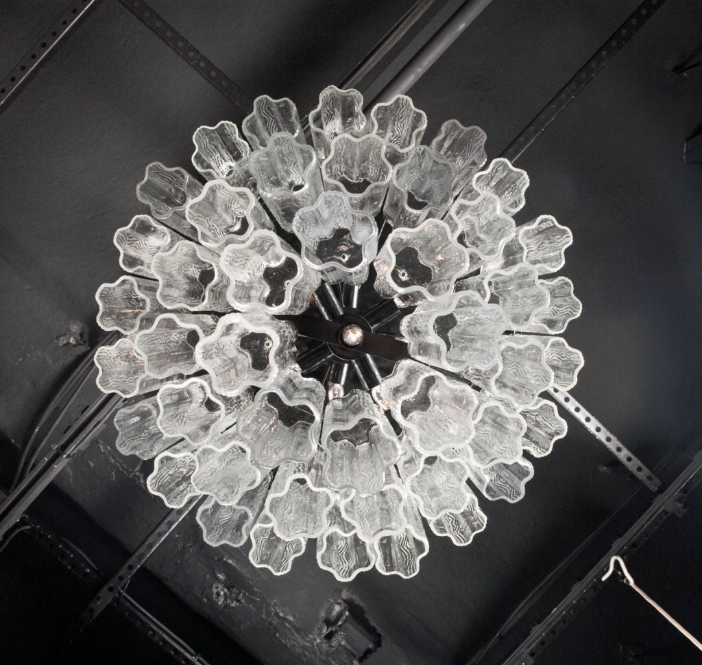 Late 20th Century Italian Round Three-Tier Penta Foil Chandelier by Camer Glass For Sale