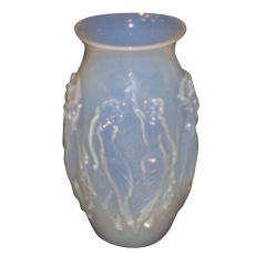 "La Danse-Gaite" Sabino Opalescent Art Glass Vase.