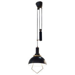 Attractive Italian Counterweighted Pulley Lamp