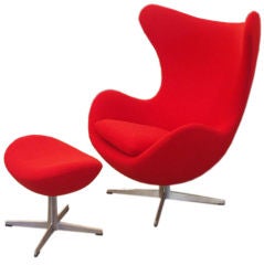 Arne Jacobsen Egg Chair and Ottoman