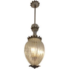 sophisticated Glass Pendant in the style of Barovier