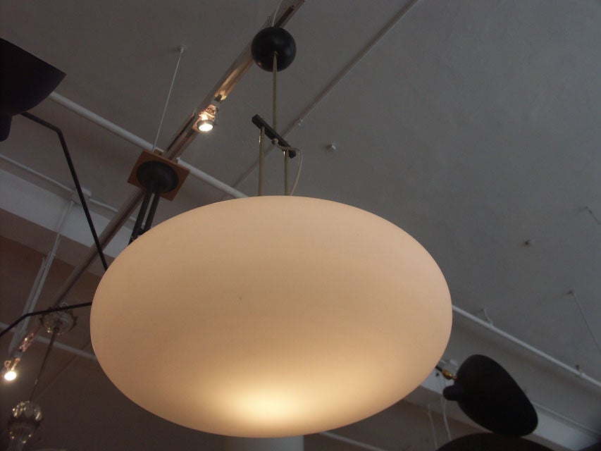 An Italian Glass Saucer Lamp with a Unique Suspension 1