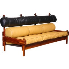 Vintage rosewood and leather "Tonico" sofa by Sergio Rodrigues