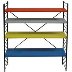 FREE STANDING SHELVES