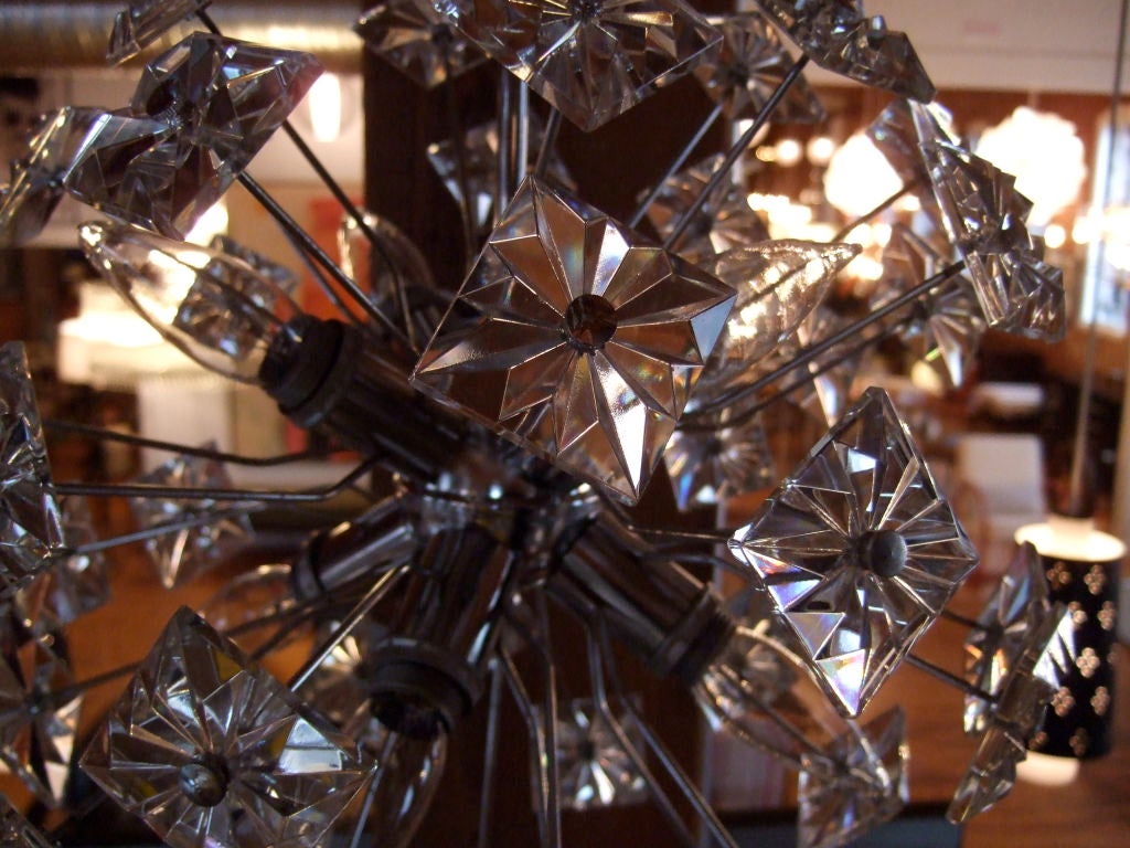 Mid-20th Century Italian Glass Sputnik  Chandelier